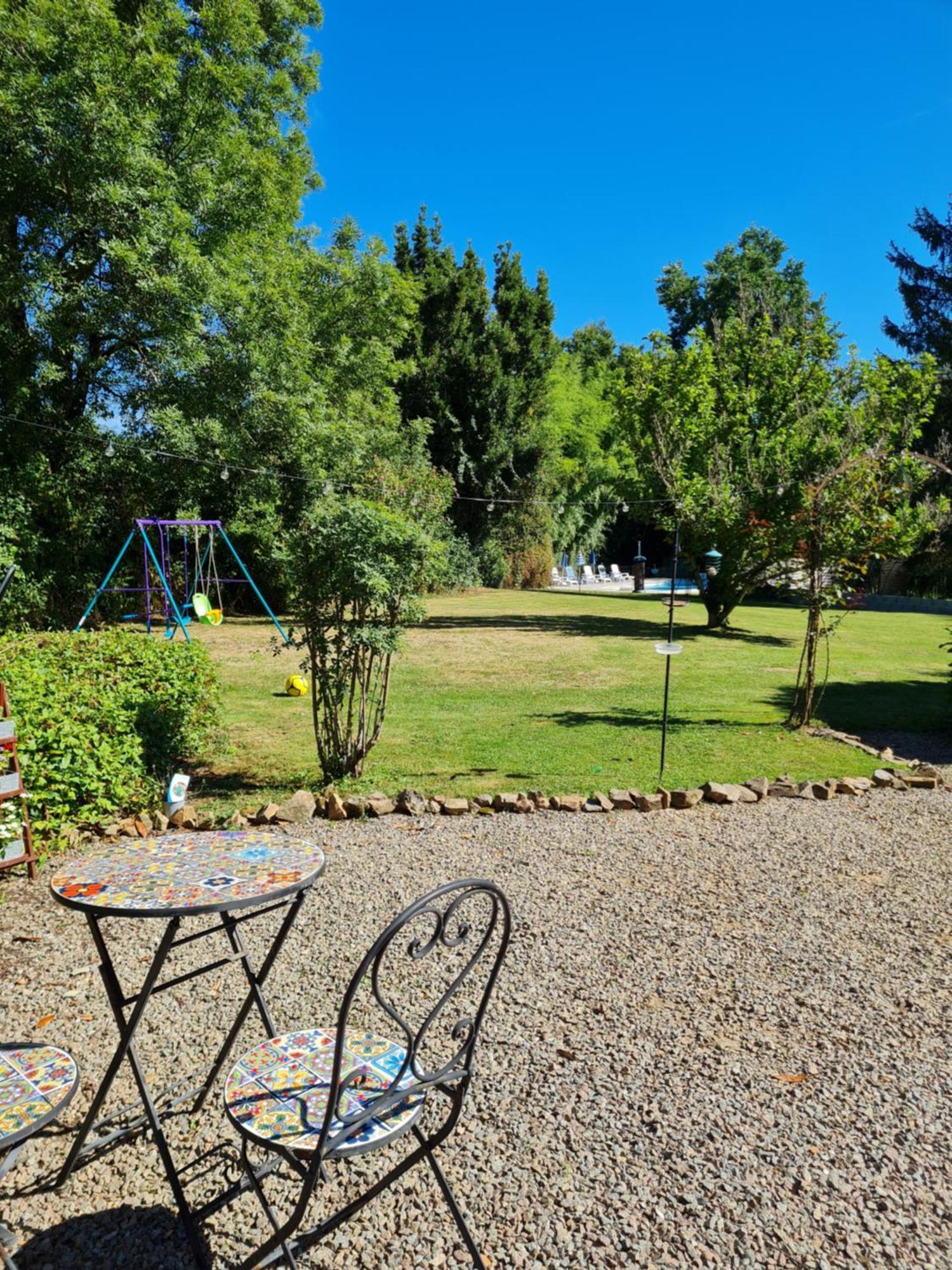 Bed and Breakfast Fleur De Lys Ansac-sur-Vienne Экстерьер фото